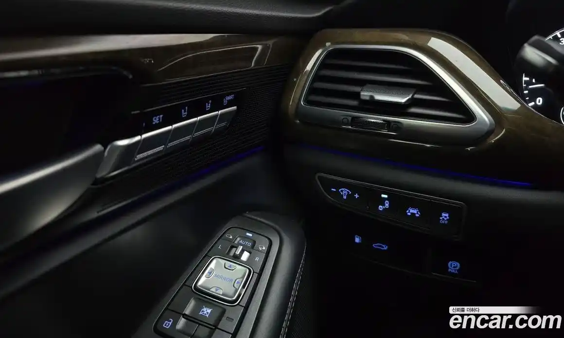 Genesis EQ900 2016 3.8 Автомат в Москве № 26588, фото 18