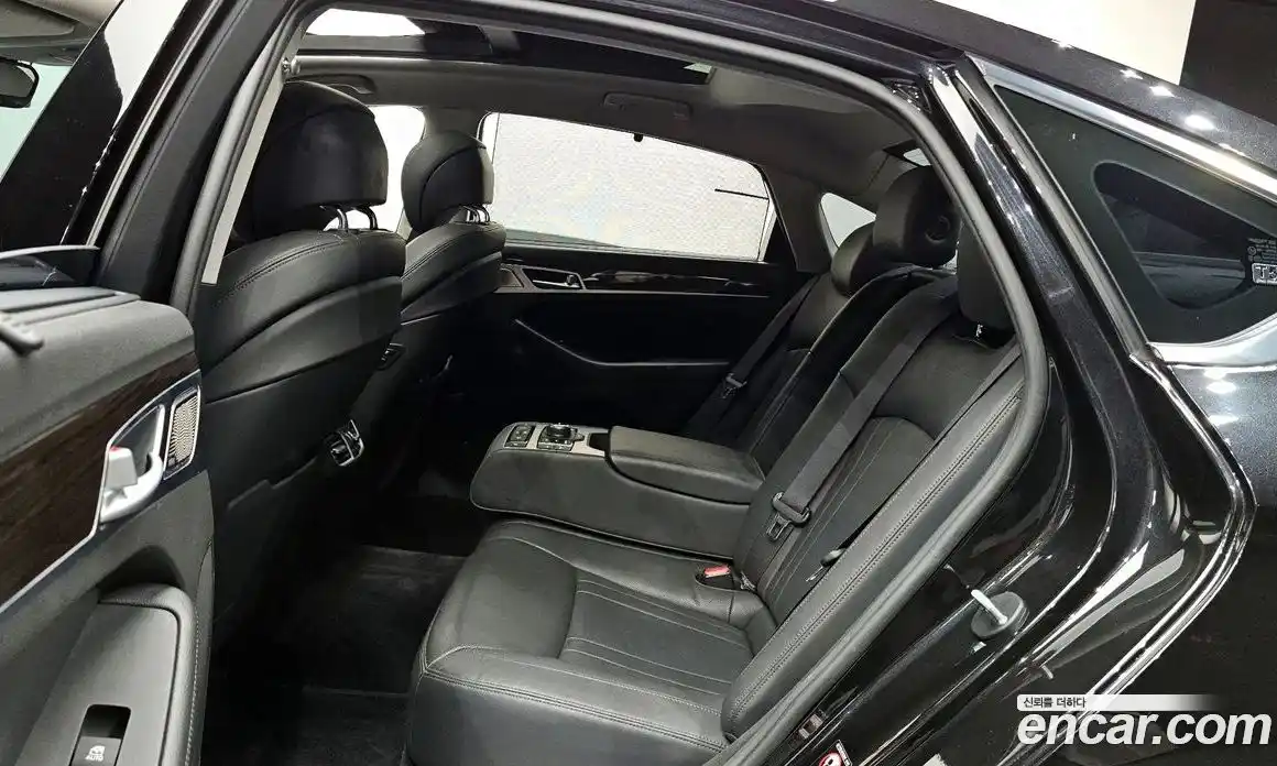 Genesis G80 2018 3.3 Автомат в Москве № 27008, фото 10
