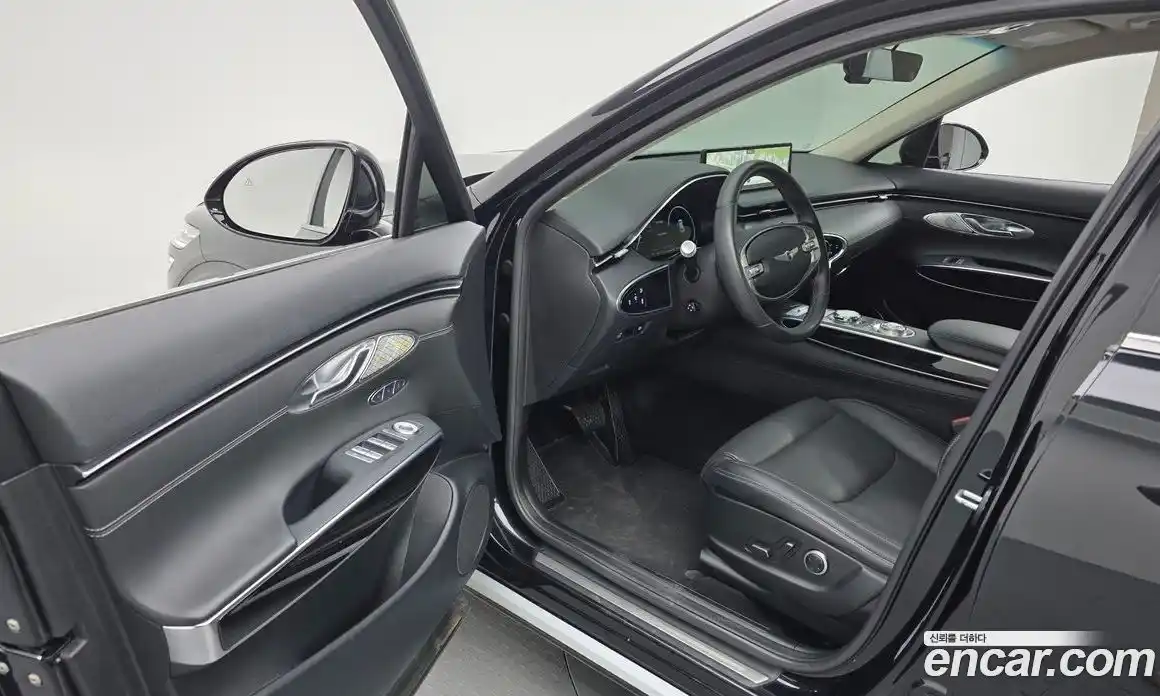 Genesis GV70 2022 2.5 Автомат в Москве № 27325, фото 16