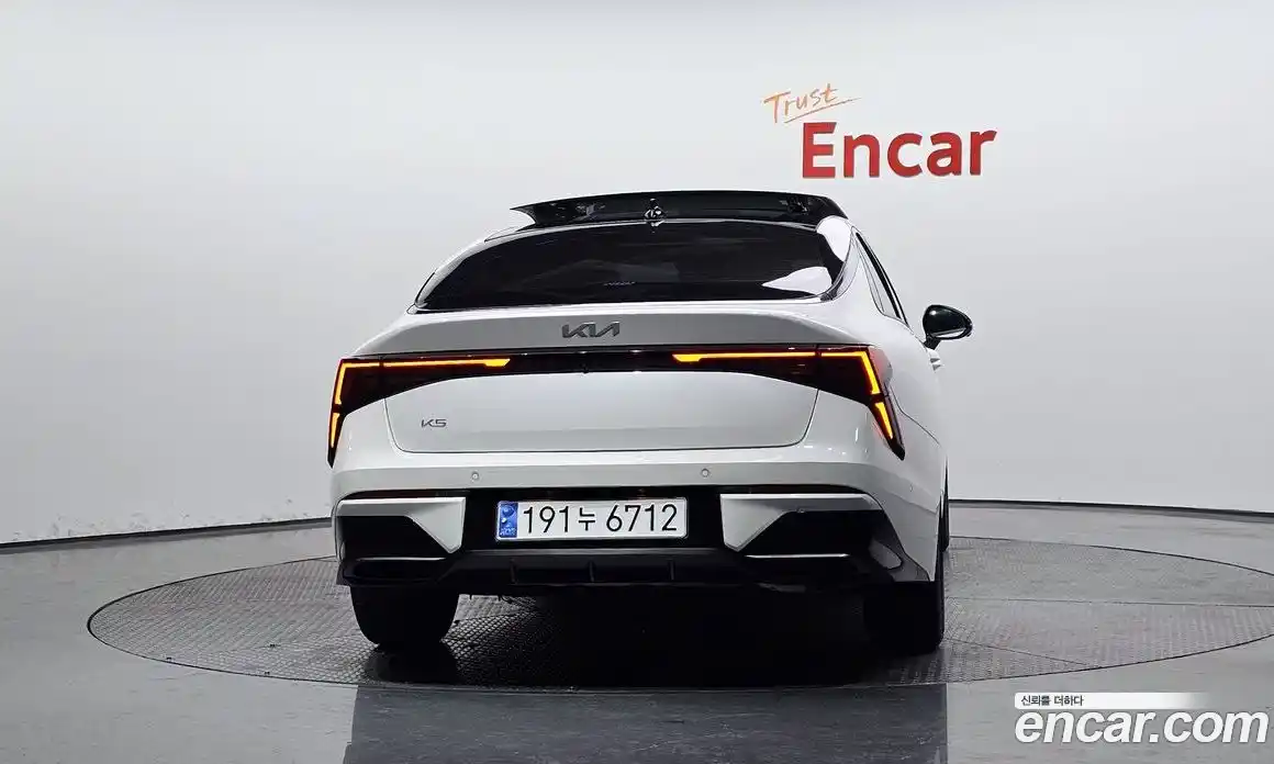 Kia K5 2024 1.6 Автомат в Москве № 286228, фото 3