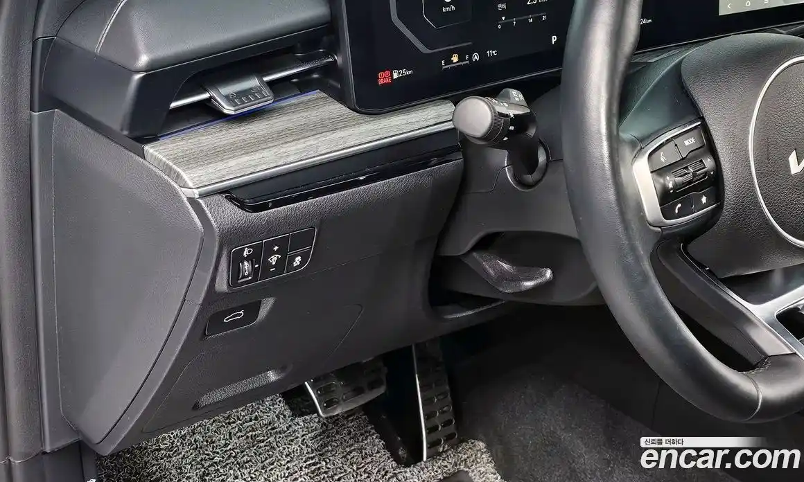 Kia K5 2024 1.6 Автомат в Москве № 286228, фото 9