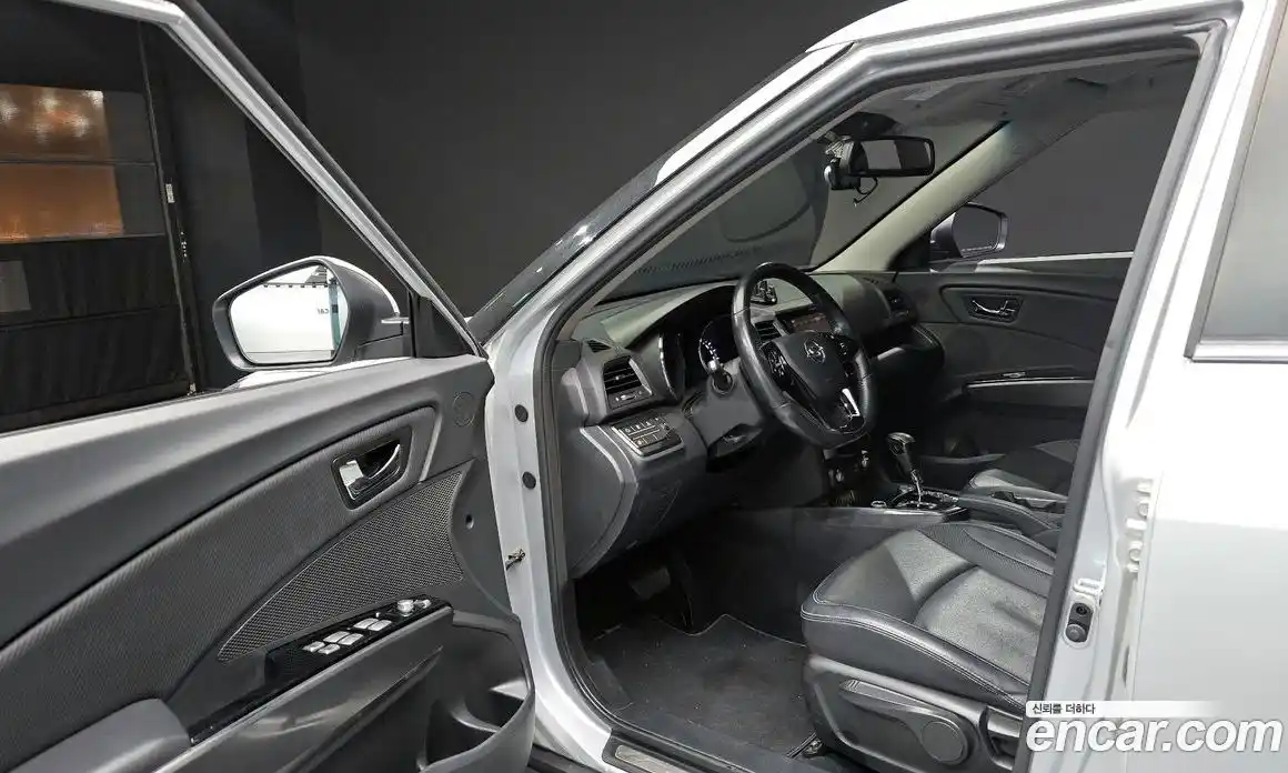 SsangYong TIBOLI 2017 1.6 Автомат в Москве № 291371, фото 3