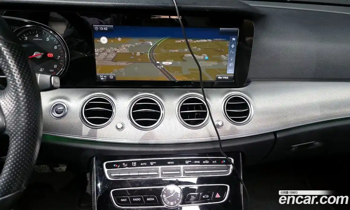 Mercedes-Benz E-Class 2017 2.0 Автомат в Москве № 292666, фото 20