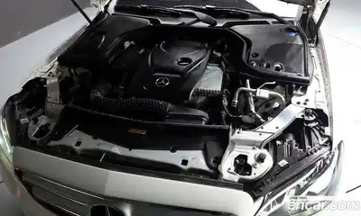 Mercedes-Benz E-Class 2017 2.0 Автомат в Москве № 292666, миниатюра 3