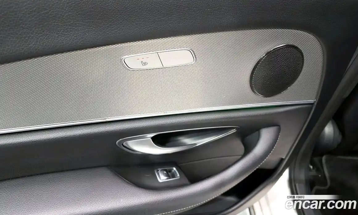 Mercedes-Benz E-Class 2017 2.0 Автомат в Москве № 292666, фото 9