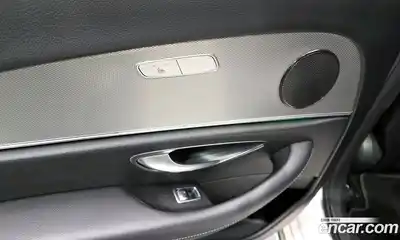 Mercedes-Benz E-Class 2017 2.0 Автомат в Москве № 292666, миниатюра 9