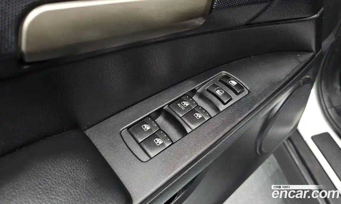 SsangYong Korando 2015 2.0 Автомат в Москве № 29661, фото 12