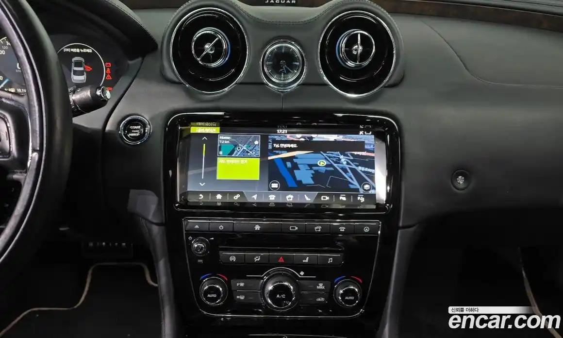 Jaguar XJ 2019 3.0 Автомат в Москве № 304945, фото 13