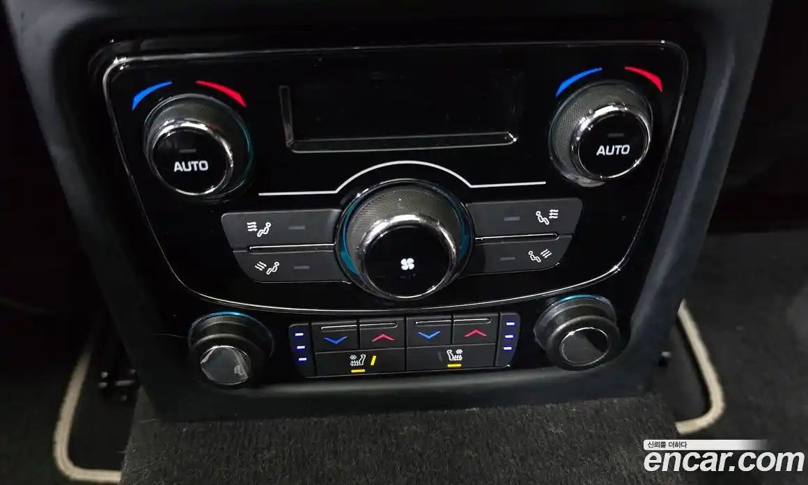 Jaguar XJ 2019 3.0 Автомат в Москве № 304945, фото 17