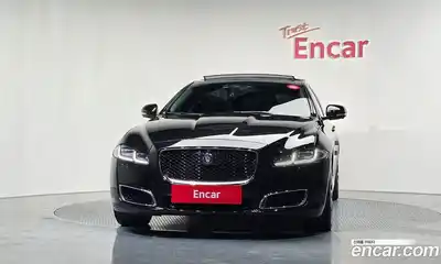 Jaguar XJ 2019 3.0 Автомат в Москве № 304945, миниатюра 3