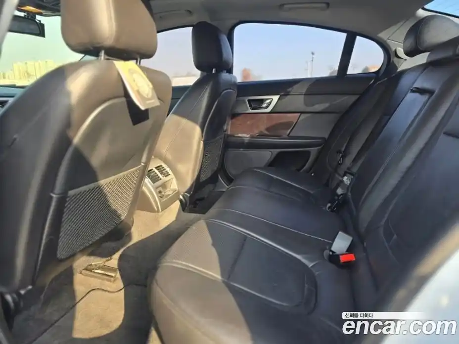 Jaguar XF 2015 2.0 Автомат в Москве № 305164, фото 11