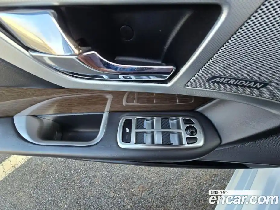 Jaguar XF 2015 2.0 Автомат в Москве № 305164, фото 15