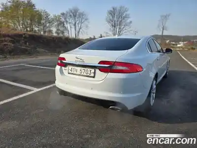Jaguar XF 2015 2.0 Автомат в Москве № 305164, миниатюра 2