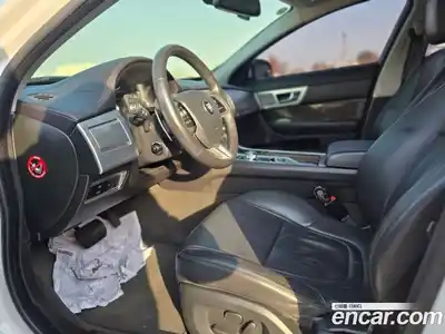 Jaguar XF 2015 2.0 Автомат в Москве № 305164, миниатюра 10