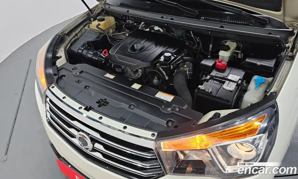 SsangYong Korando 2015 2.0 Автомат в Москве № 30554, фото 17