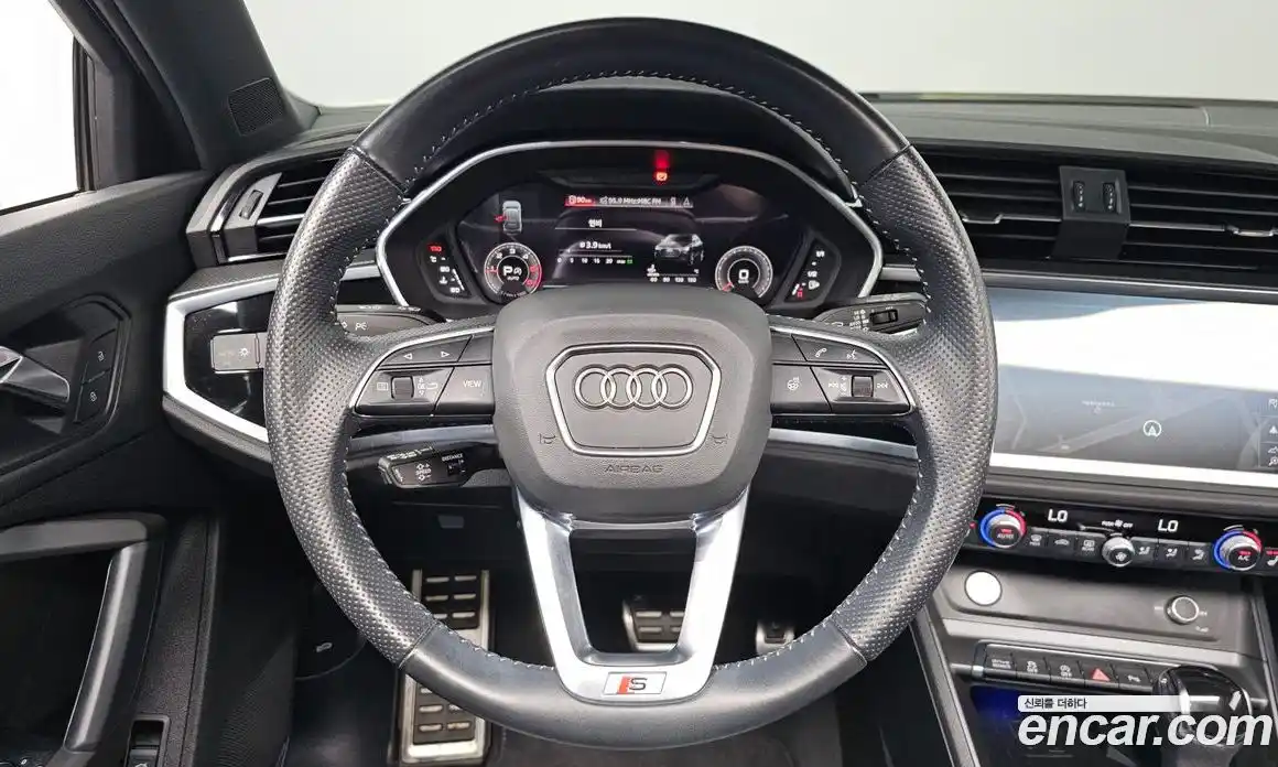 Audi Q3 2020 2.0 Автомат в Москве № 311846, фото 17