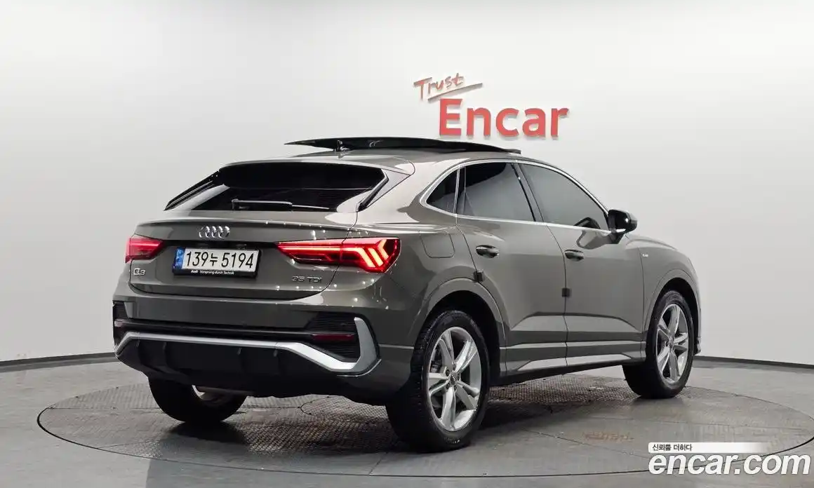 Audi Q3 2020 2.0 Автомат в Москве № 311846, фото 8