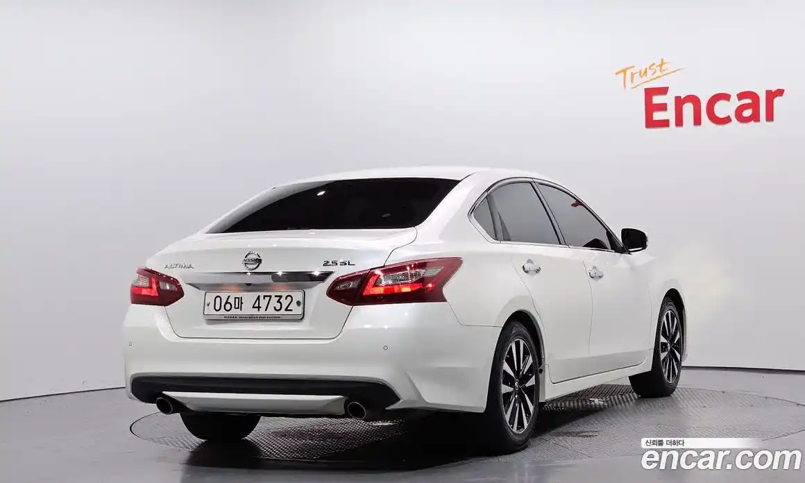 Nissan Altima 2018 2.5 Автомат в Москве № 312532, фото 14
