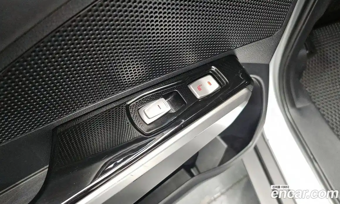 SsangYong TIBOLI 2015 1.6 Автомат в Москве № 31568, фото 3