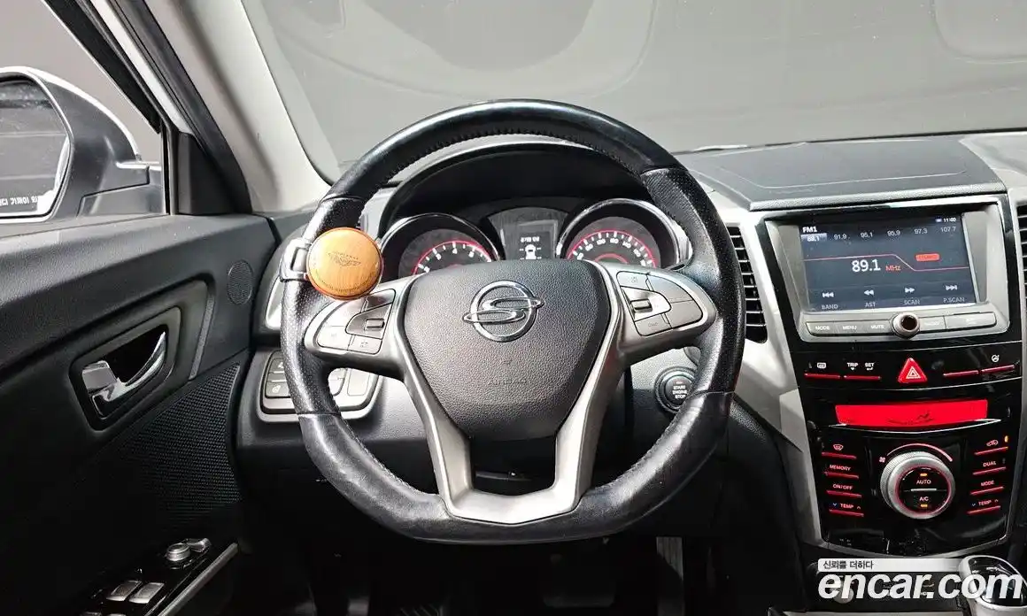 SsangYong TIBOLI 2015 1.6 Автомат в Москве № 31568, фото 6