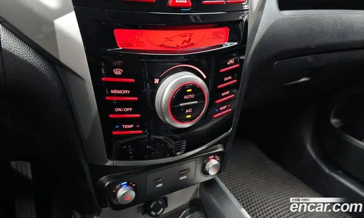 SsangYong TIBOLI 2015 1.6 Автомат в Москве № 31568, фото 10