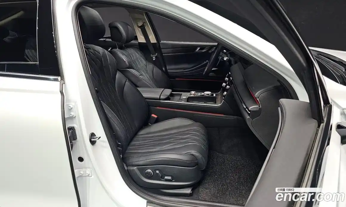 Genesis G80 2025 2.5 Автомат в Москве № 320532, фото 1