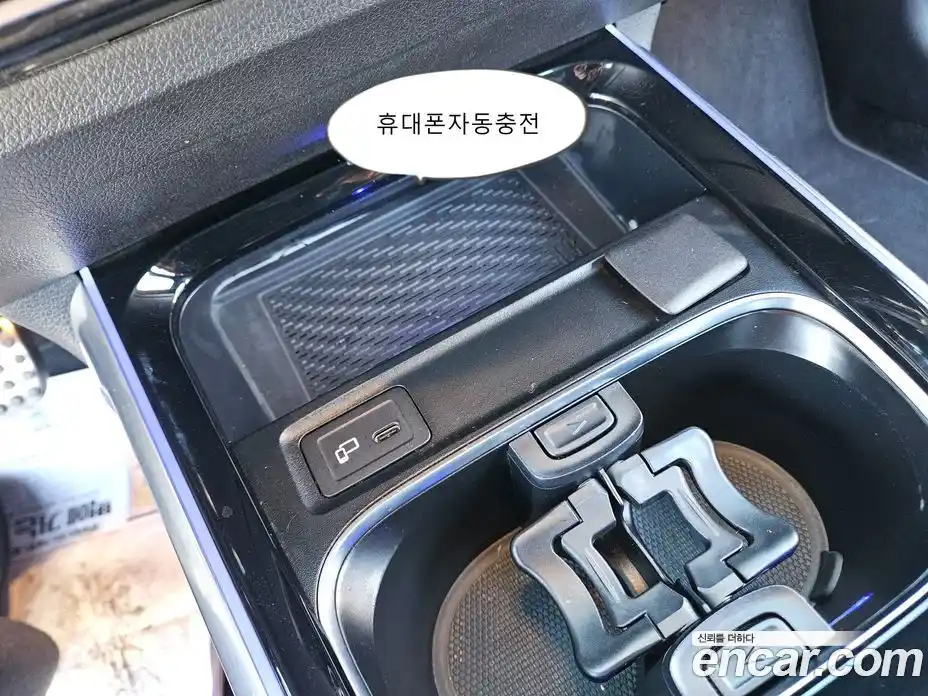 Mercedes-Benz GLB-Class 2020 2.0 Автомат в Москве № 323743, фото 16