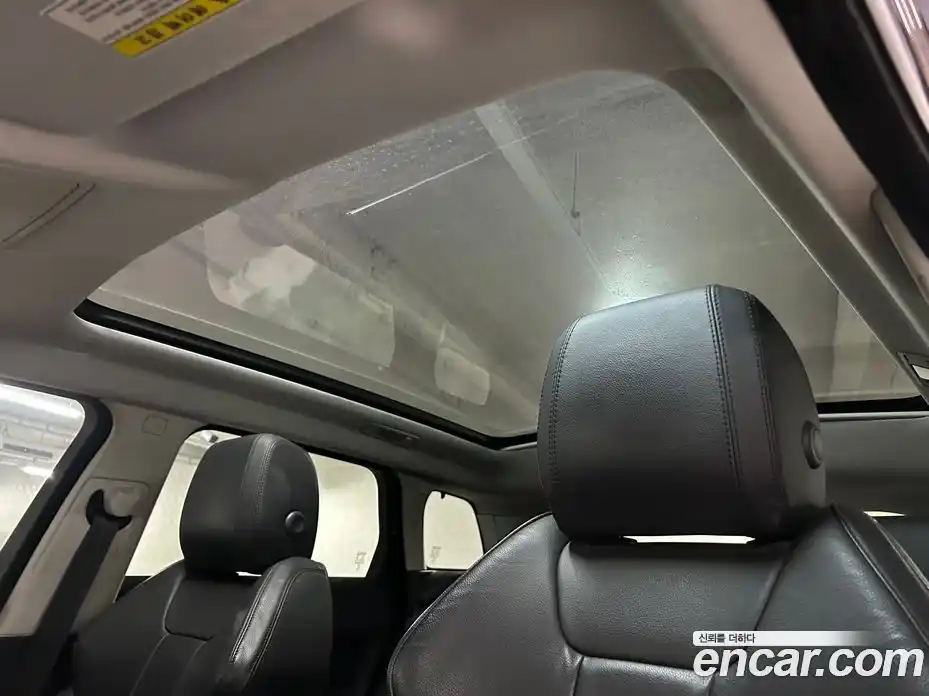 Land Rover Range-Rover Evoque 2017 2.0 Автомат в Москве № 328463, фото 17