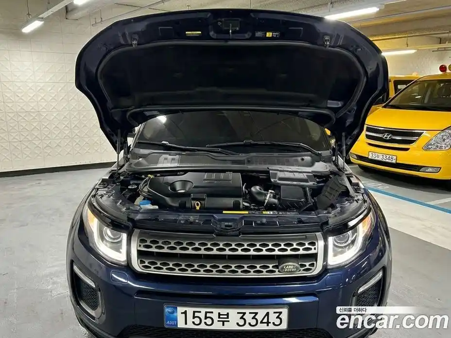 Land Rover Range-Rover Evoque 2017 2.0 Автомат в Москве № 328463, фото 5
