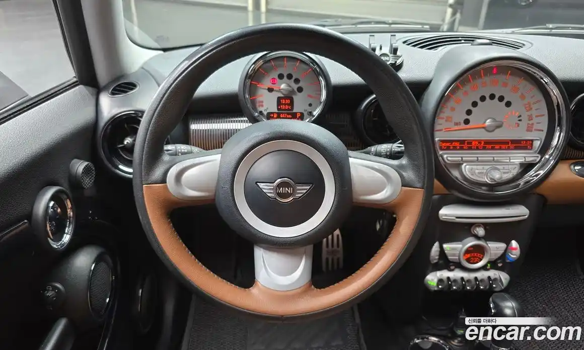 Mini Cooper 2010 1.6 Автомат в Москве № 329387, фото 12