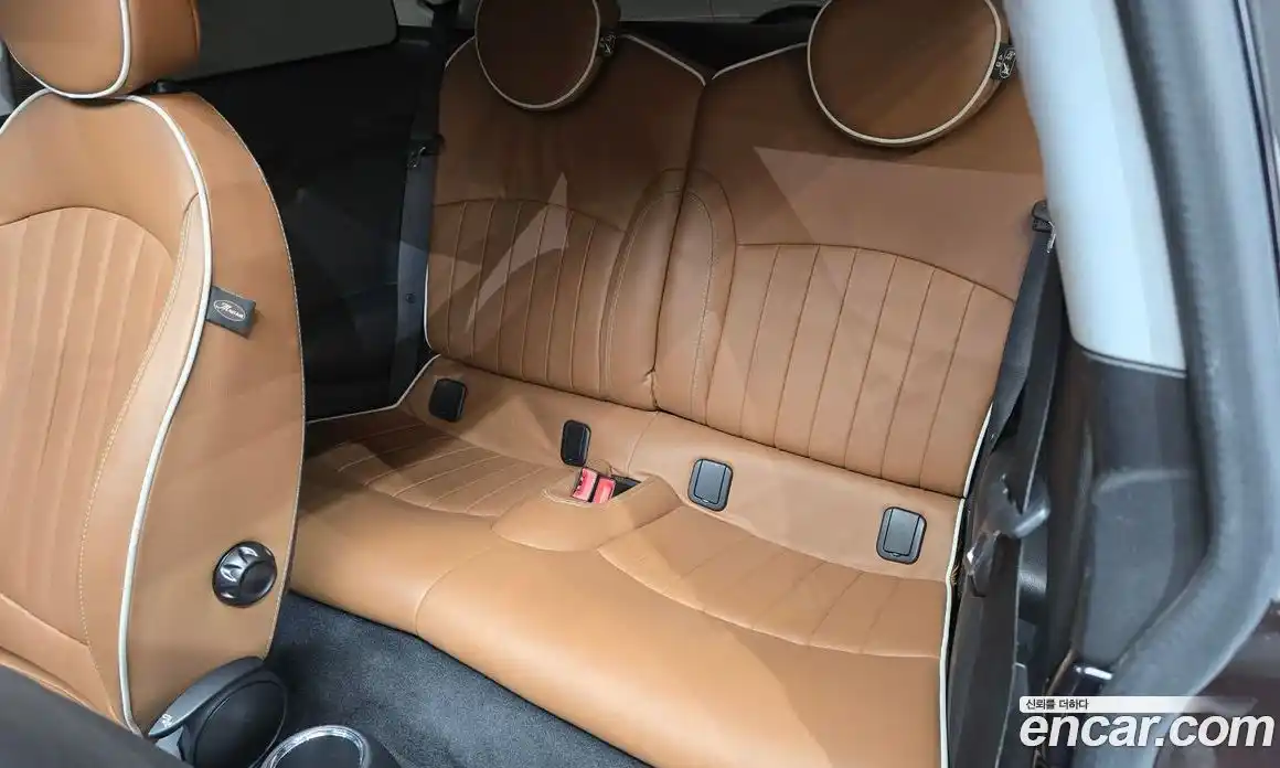 Mini Cooper 2010 1.6 Автомат в Москве № 329387, фото 13