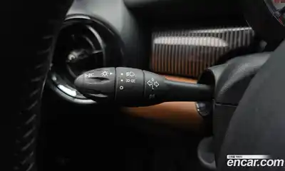 Mini Cooper 2010 1.6 Автомат в Москве № 329387, миниатюра 6