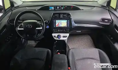 Toyota Prius 2018 1.8 Автомат в Москве № 334921, миниатюра 11
