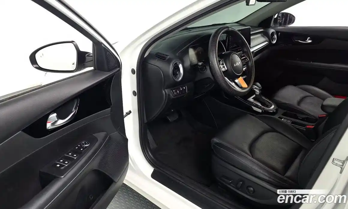 Kia K3 2022 1.6 Автомат в Москве № 338526, фото 10