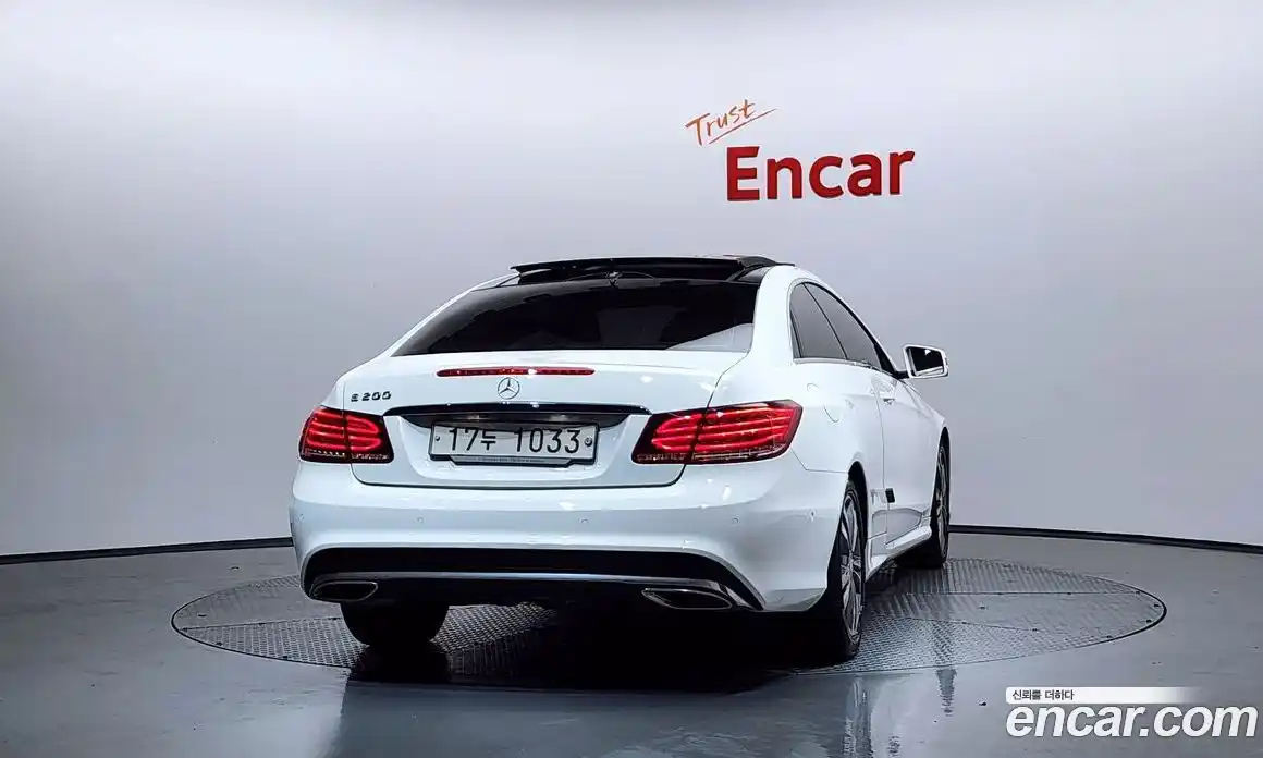 Mercedes-Benz E-Class 2014 2.0 Автомат в Москве № 342874, фото 18