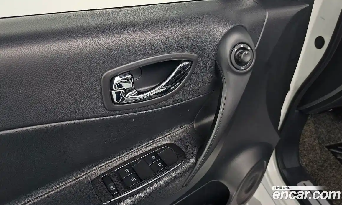 Renault QM5 2014 2.0 Автомат в Москве № 358610, фото 18