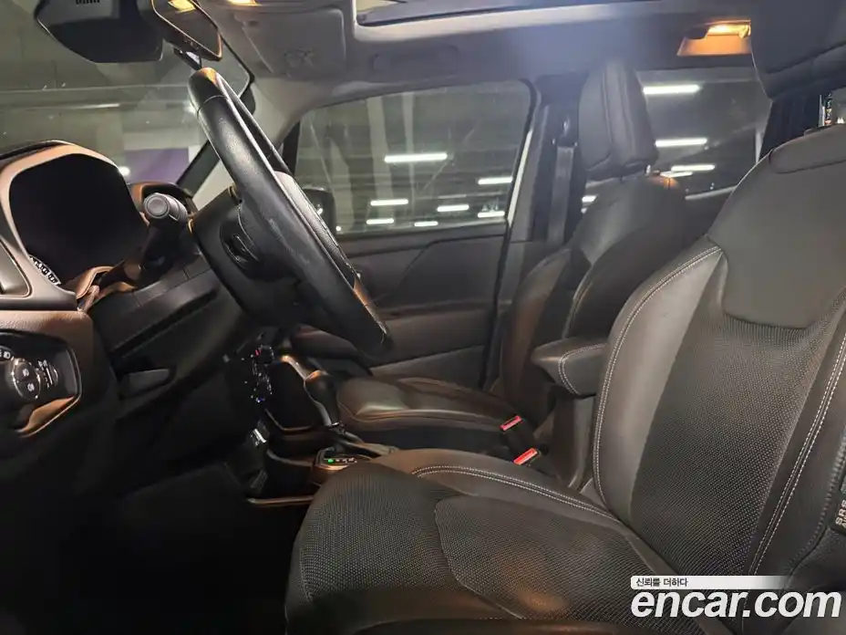 Jeep Renegade 2021 2.4 Автомат в Москве № 360593, фото 5