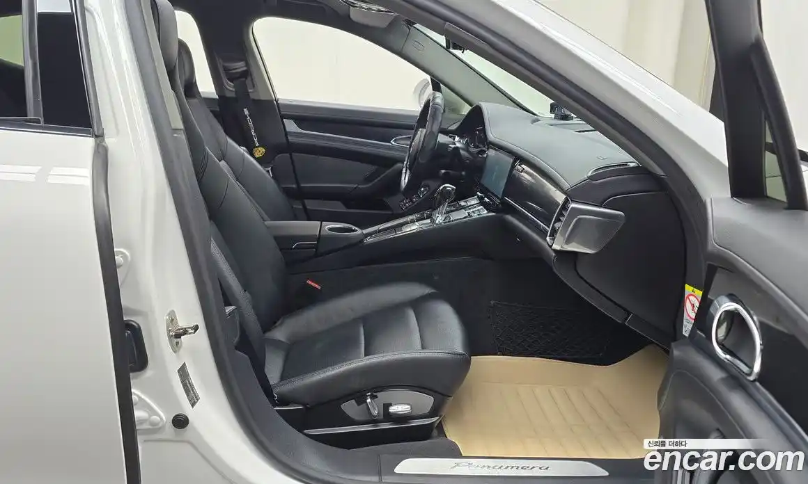 Porsche Panamera 2011 3.6 Автомат в Москве № 374263, фото 11