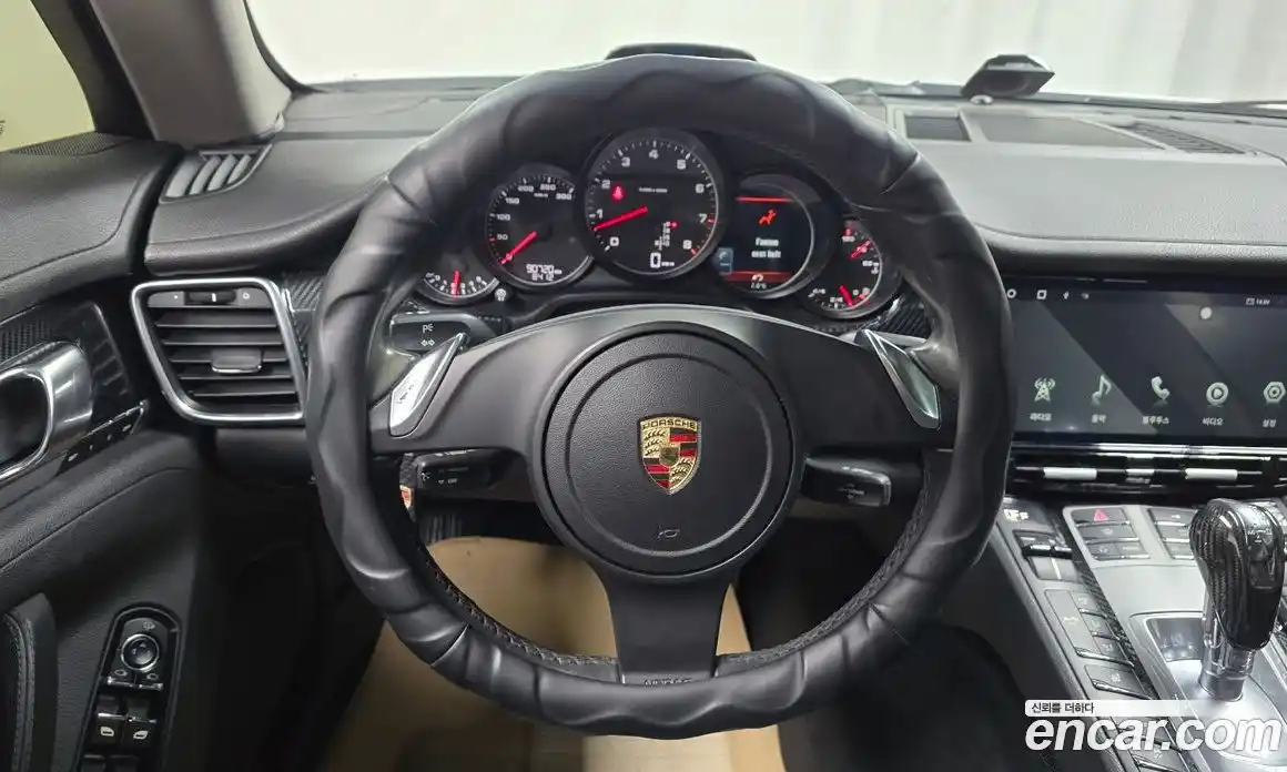 Porsche Panamera 2011 3.6 Автомат в Москве № 374263, фото 13