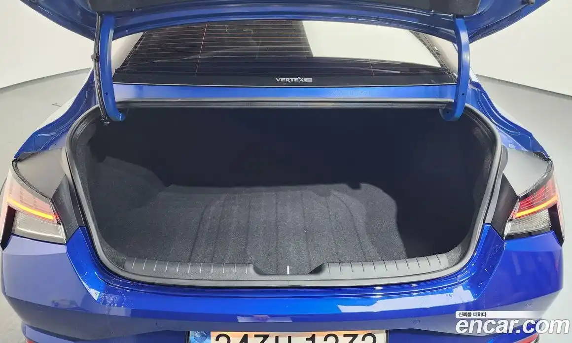 Hyundai Avante 2023 1.6 Автомат в Москве № 3832, фото 20