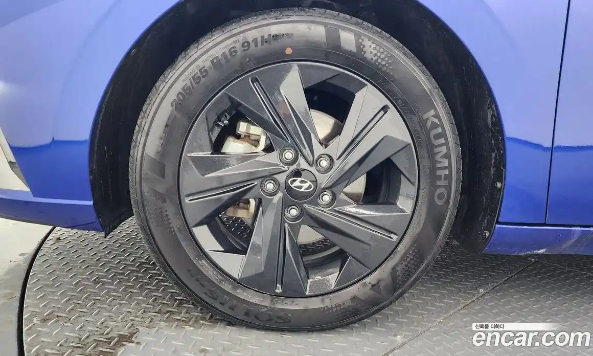 Hyundai Avante 2023 1.6 Автомат в Москве № 3832, фото 5