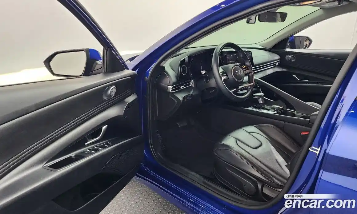 Hyundai Avante 2023 1.6 Автомат в Москве № 3832, фото 10