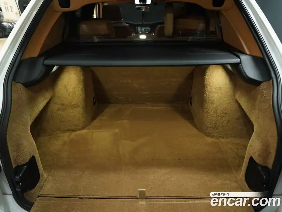 Rolls-Royce Cullinan 2022 6.7 Автомат в Москве № 387385, фото 12