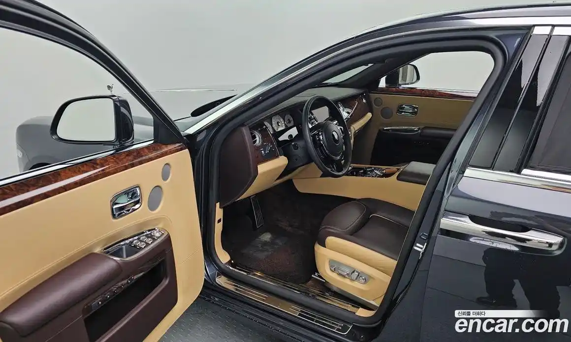 Rolls-Royce Ghost 2018 6.6 Автомат в Москве № 387506, фото 10