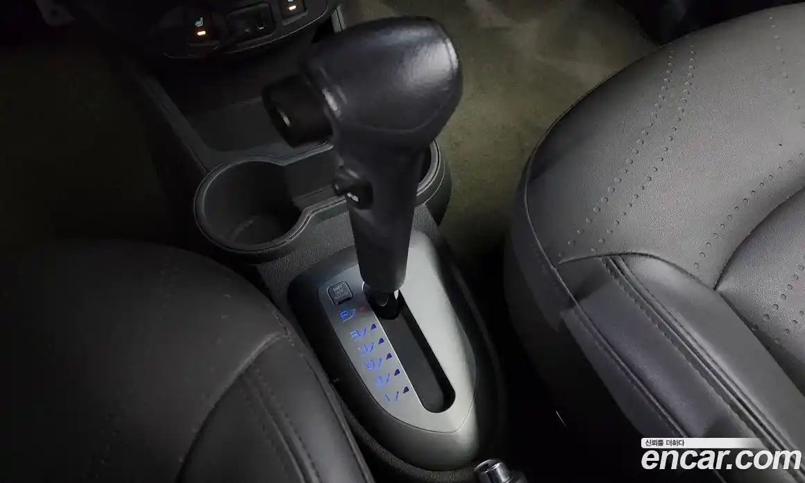 Chevrolet Spark 2013 1.0 Автомат в Москве № 38948, фото 19