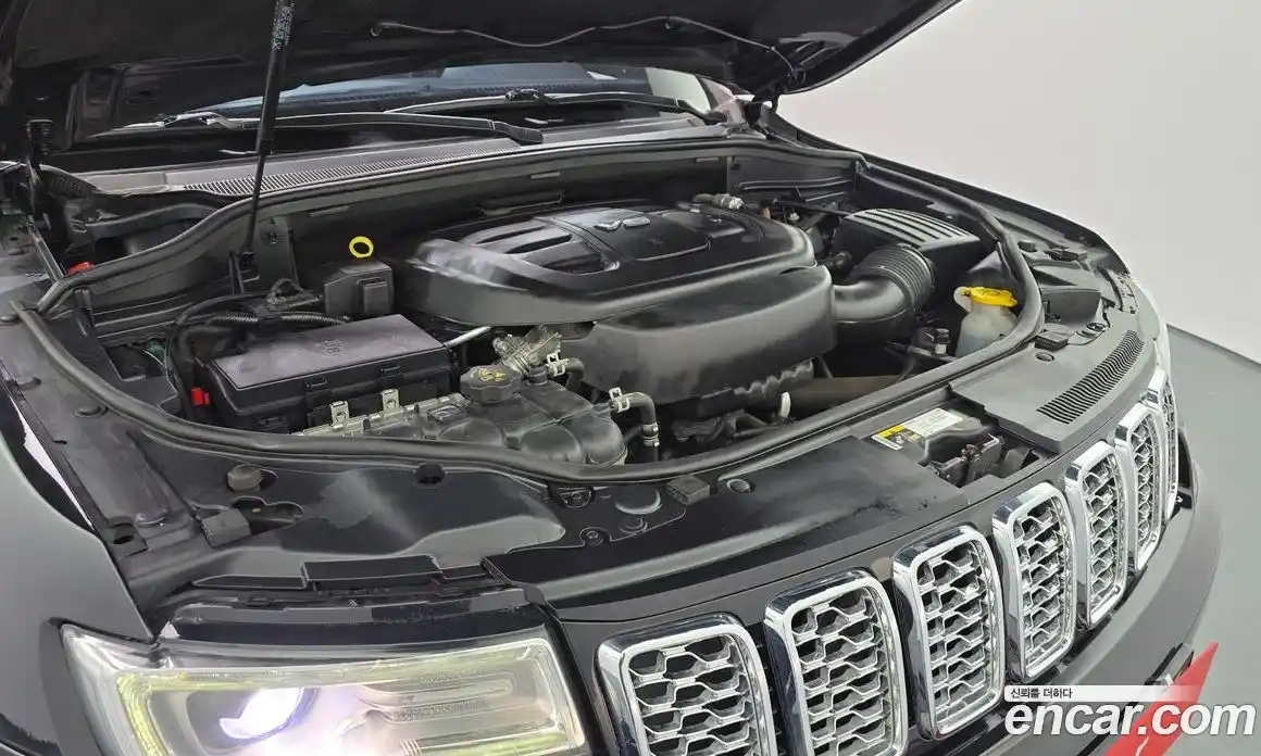 Jeep Cherokee 2017 3.6 Автомат в Москве № 401941, фото 6