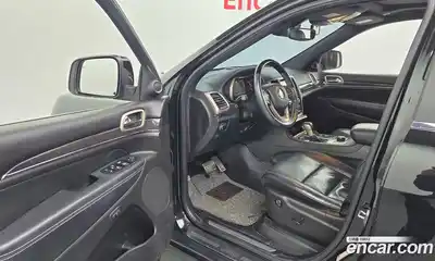 Jeep Cherokee 2017 3.6 Автомат в Москве № 401941, миниатюра 10