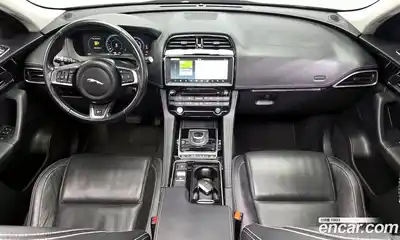 Jaguar F-Pace 2017 3.0 Автомат в Москве № 404470, миниатюра 7