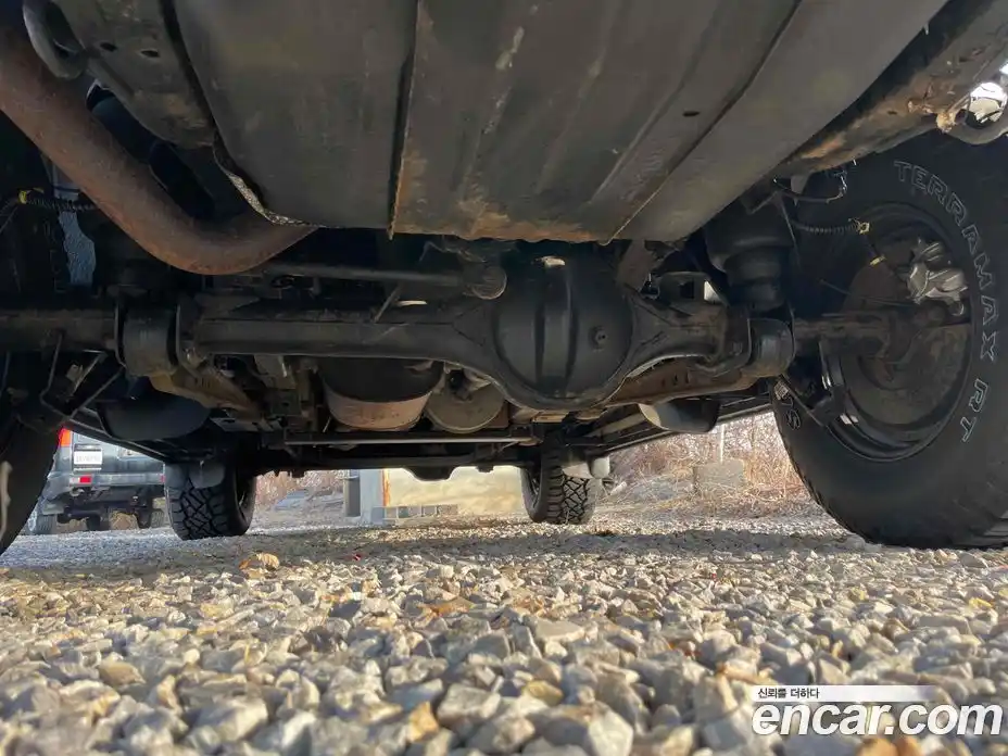 Land Rover Discovery 2003 2.5 Автомат в Москве № 416656, фото 13