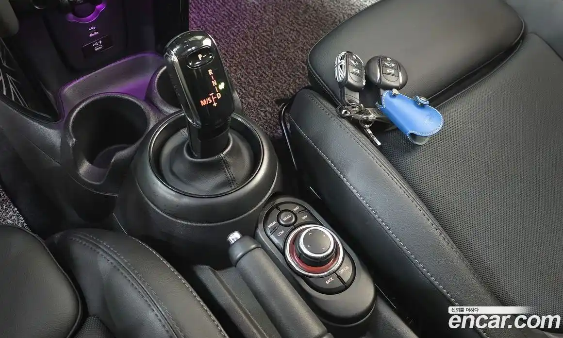 Mini Cooper 2022 1.5 Автомат в Москве № 416856, фото 11